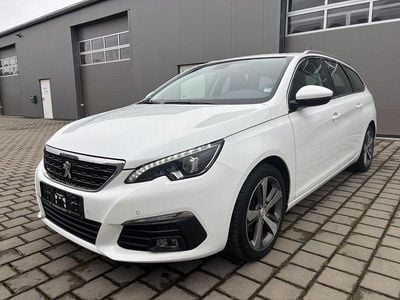 Gebraucht Peugeot 308 SW Allure 131 PS (96 kW) 2018 Weiß Kombi