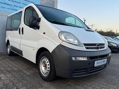 Gebraucht Opel Vivaro 101 PS (74 kW) 2006 Weiß Van / Kleinbus