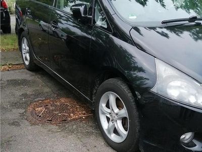 Mitsubishi Grandis