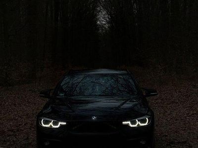 Gebraucht BMW 320 190 PS (139 kW) 2018 Schwarz Kombi