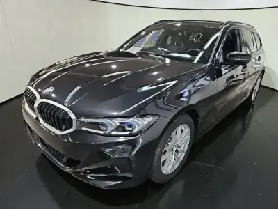 Usata BMW 318 Shadowline 150 CV (110 kW) 2023 Nero Station wagon