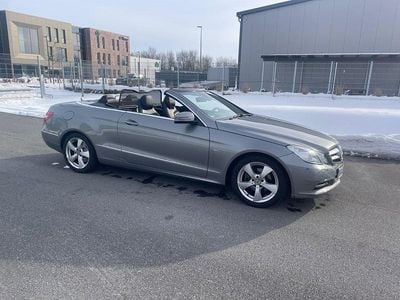 Second-hand Mercedes E200 Elegance 184 CP (135 kW) 2011 Gri Cabrio