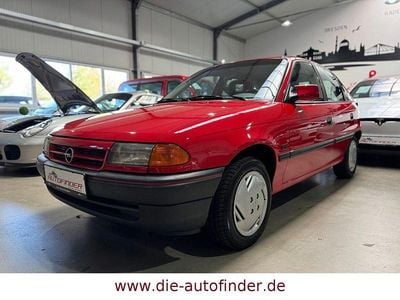 Gebraucht Opel Astra 116 PS (85 kW) 1991 Rot Limousine