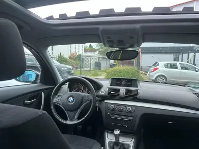 Gebraucht BMW 118 143 PS (105 kW) 2009 Schwarz Kleinwagen
