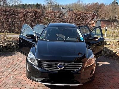 Gebraucht Volvo XC60 150 PS (110 kW) 2016 Schwarz SUV