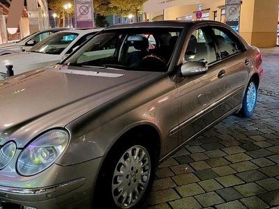 Mercedes E270