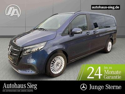 Blau Gebraucht 2024 Mercedes V220 Style Van / Kleinbus | 60.450 € (Fairer Preis)