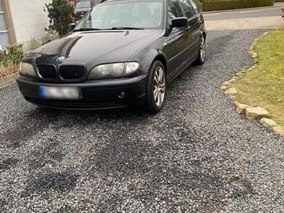 Gebraucht BMW 318 143 PS (105 kW) 2002 Schwarz Kombi