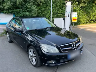 Gebraucht Mercedes C220 170 PS (125 kW) 2009 Schwarz Limousine