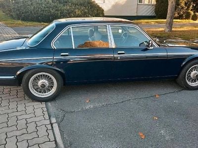 Second-hand Jaguar XJ12 264 CP (194 kW) 1992 Albastru Berlinǎ