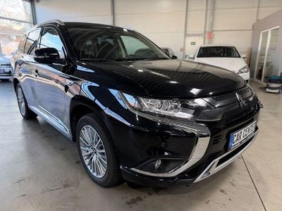 Gebraucht Mitsubishi Outlander P-HEV Basis 224 PS (164 kW) 2021 Schwarz SUV