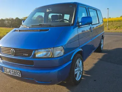 Gebraucht VW T4 102 PS (75 kW) 2001 Blau Van