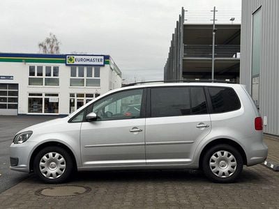Silber Gebraucht 2012 VW Touran Comfortline Van / Kleinbus | 6.490 € (Fairer Preis)