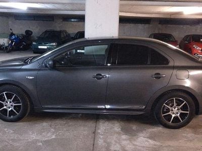 Gebraucht Suzuki Kizashi Sport 178 PS (130 kW) 2011 Grau Limousine