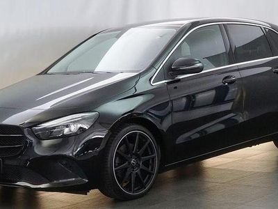 Schwarz Gebraucht 2021 Mercedes B220 Night Van / Kleinbus | 25.990 € (Guter Preis)
