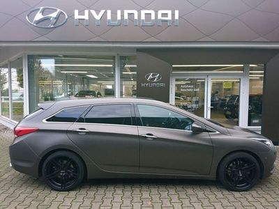 gebraucht Hyundai i40 Kombi blue 1.7 CRDi Premium/ KPL Foliert / AZV /18