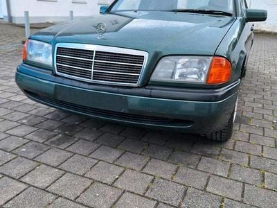 Gebraucht Mercedes C200 75 PS (55 kW) 1994 Grün Limousine