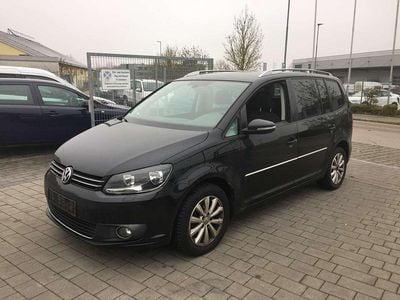 Deep black perleffekt Gebraucht 2011 VW Touran Highline Van / Kleinbus | 5.500 € (Guter Preis)