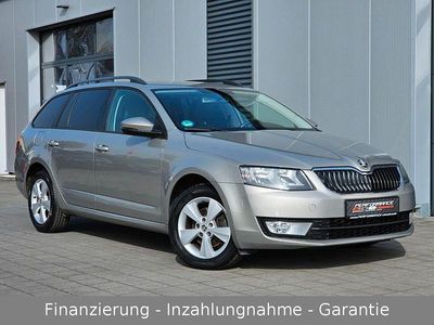 Gebraucht Skoda Octavia Elegance 140 PS (102 kW) 2014 Beige Kleinwagen