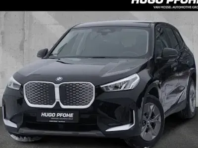 Begagnad BMW iX1 279 kW (380 HK) 2023 Svart SUV