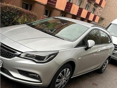 Silber Gebraucht 2018 Opel Astra Kombi | 8.400 € (Guter Preis)