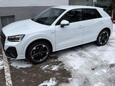 Weiß Gebraucht 2023 Audi Q2 S-Line SUV | 26.900 € (Fairer Preis)