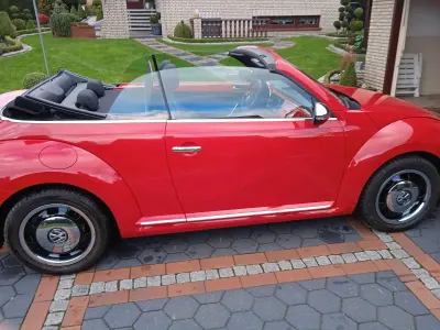 Gebraucht VW Beetle 105 PS (77 kW) 2013 Rot Kleinwagen