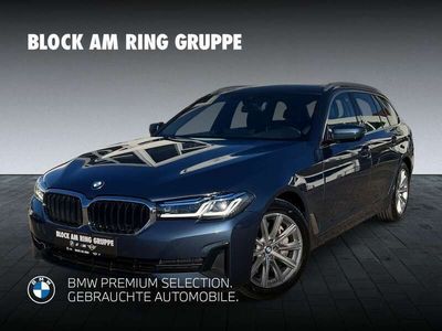 Gebraucht BMW 530 Sport Line 286 PS (210 kW) 2023 Arctic race blue metallic Kombi