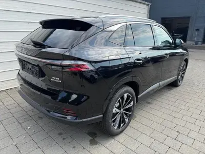 Neu MG HS Luxury 224 PS (164 kW) 2026 Pebble black pebble black SUV