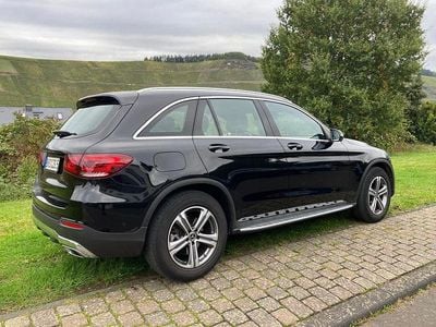 Usata Mercedes GLC300 245 CV (180 kW) 2021 Nero SUV