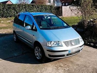 Gebraucht VW Sharan 115 PS (84 kW) 2005 Silber Van / Kleinbus