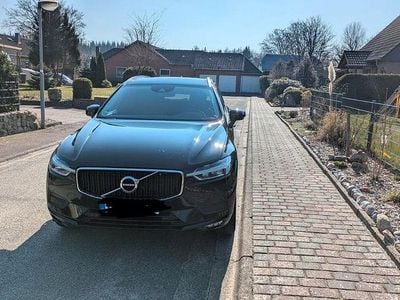 Gebraucht Volvo XC60 Momentum 190 PS (139 kW) 2018 Schwarz SUV
