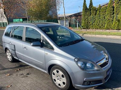 Usata Opel Zafira 150 CV (110 kW) 2005 Grigio Monovolume