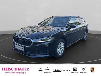 Gebraucht Skoda Superb Essence 265 PS (194 kW) 2025 Schwarz Kombi