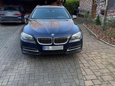 Gebraucht BMW 525 218 PS (160 kW) 2015 Blau Kombi