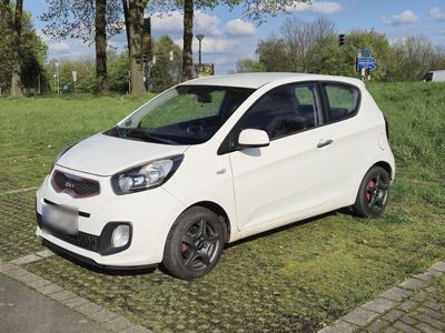 gebraucht Kia Picanto 1.0 Dream Team 8-fach