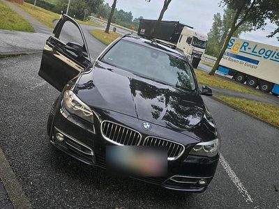 Gebraucht BMW 520 Luxury Line 184 PS (135 kW) 2013 Schwarz Kombi