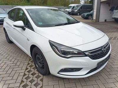 gebraucht Opel Astra Lim. 5-trg. Edition | Klima | Navi | PDC