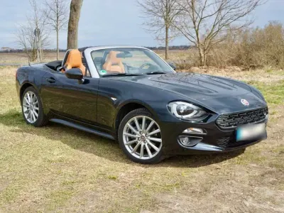 Gebraucht Fiat 124 Spider Lusso 140 PS (102 kW) 2018 Schwarz Cabrio