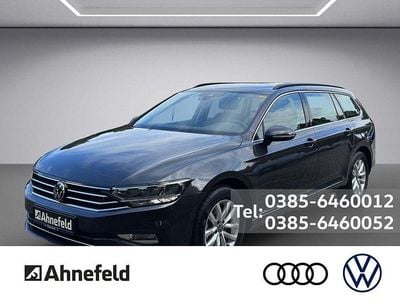 Grau Gebraucht 2023 VW Passat Business Kombi | 30.950 € (Fairer Preis)