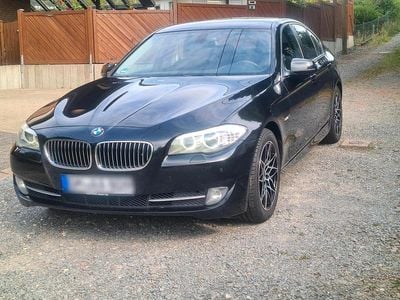 BMW 523