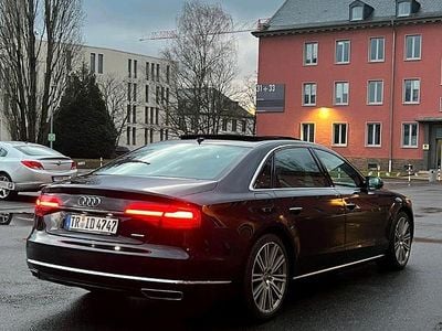 Audi A8L
