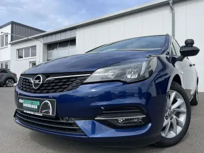Gebraucht Opel Astra Business 122 PS (89 kW) 2022 Nautic blau Kleinwagen