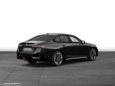 Gebraucht BMW 540 M Sport 286 PS (210 kW) 2025 Black sapphire metallic metallic Limousine