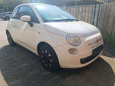 Begagnad Fiat 500 Lounge 75 HK (55 kW) 2009 Vit Cab