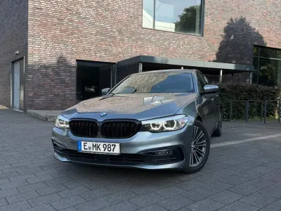Gebraucht BMW 530 Sport Line 265 PS (194 kW) 2018 Grau Limousine
