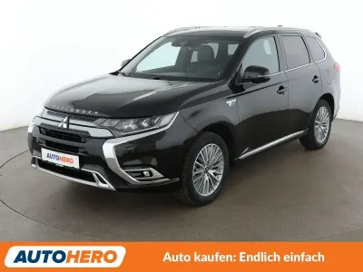 Gebraucht Mitsubishi Outlander P-HEV Top 224 PS (164 kW) 2020 Schwarz SUV