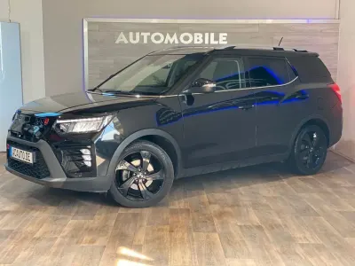 Gebraucht SsangYong Tivoli 163 PS (119 kW) 2024 Schwarz SUV