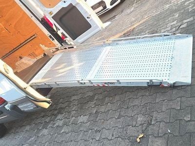 Weiß Gebraucht 2016 Ford Transit Limousine | 15.999 € (Fairer Preis)