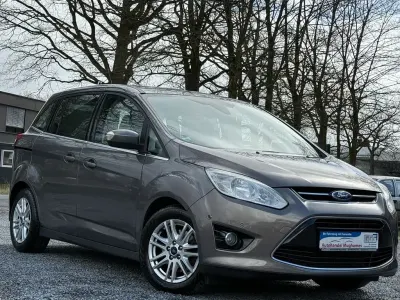 Brugt Ford Grand C-Max Titanium 140 HK (102 kW) 2014 Brun MPV